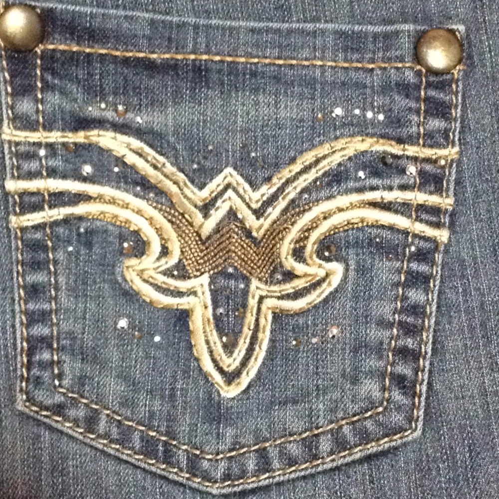 Wrangler Premium Patch Jeans 💕